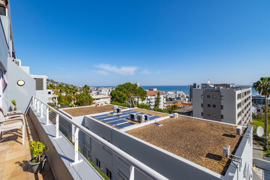 3 Bedroom Property for Sale in Sea Point Western Cape